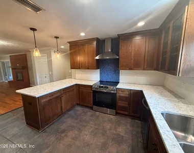 2374 Stafford Drive - Photo Thumbnail 23
