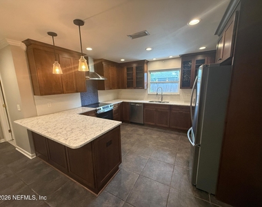 2374 Stafford Drive - Photo Thumbnail 21