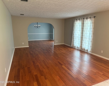 2374 Stafford Drive - Photo Thumbnail 10