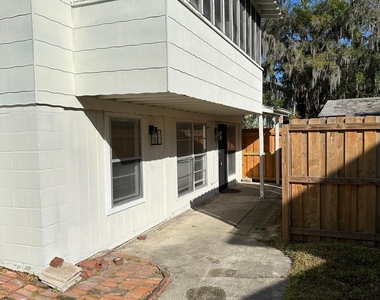 111 Cedar Street - Photo Thumbnail 2