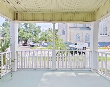 2025 N Laura Street - Photo Thumbnail 1