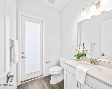 457 Marquesa Circle - Photo Thumbnail 33