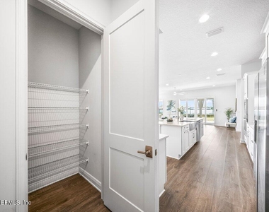 457 Marquesa Circle - Photo Thumbnail 32
