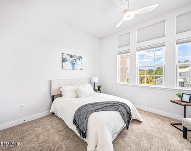 457 Marquesa Circle - Photo Thumbnail 16