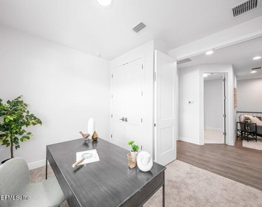 457 Marquesa Circle - Photo Thumbnail 15