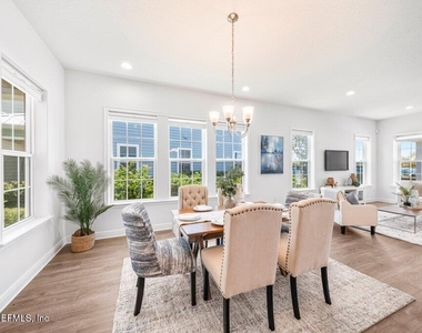 457 Marquesa Circle - Photo Thumbnail 7