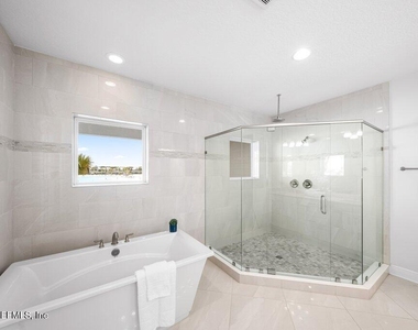 457 Marquesa Circle - Photo Thumbnail 12