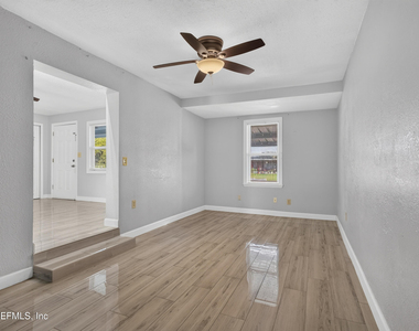 442 Ameca Avenue - Photo Thumbnail 11