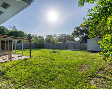 442 Ameca Avenue - Photo Thumbnail 33