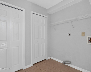 442 Ameca Avenue - Photo Thumbnail 15