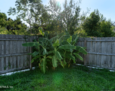442 Ameca Avenue - Photo Thumbnail 34