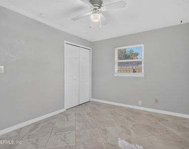 442 Ameca Avenue - Photo Thumbnail 20