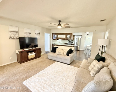 845 Sw Pecan Street - Photo Thumbnail 8