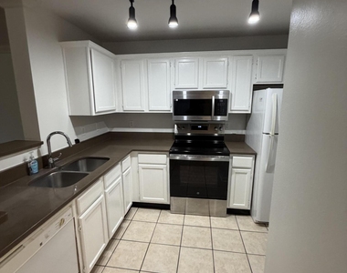 7701 Timberlin Park Boulevard - Photo Thumbnail 1
