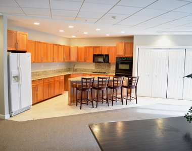 1 Renaissance Place - Photo Thumbnail 15