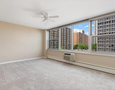 336 W Wellington Avenue - Photo Thumbnail 11