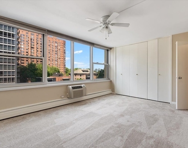 336 W Wellington Avenue - Photo Thumbnail 12