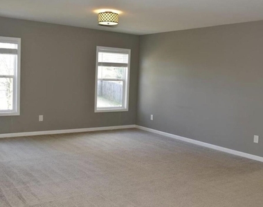 3327 Edenridge Court - Photo Thumbnail 6