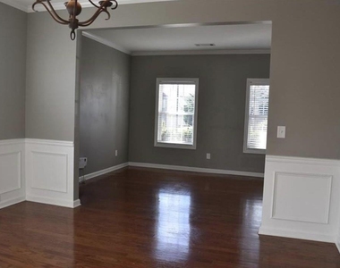 3327 Edenridge Court - Photo Thumbnail 5
