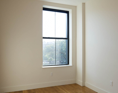55-27 Myrtle Ave 11385 - Photo Thumbnail 4