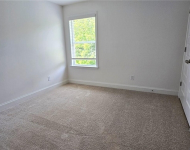 7372 Rocklin Lane - Photo Thumbnail 22