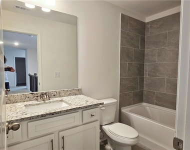 7372 Rocklin Lane - Photo Thumbnail 21