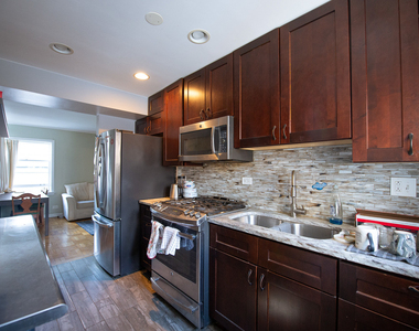 524 Michigan Avenue - Photo Thumbnail 4