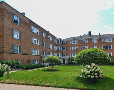 524 Michigan Avenue - Photo Thumbnail 2