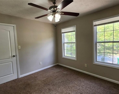 3049 Winding Grove Drive - Photo Thumbnail 12