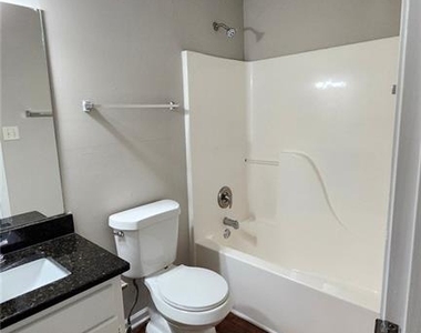 3049 Winding Grove Drive - Photo Thumbnail 13