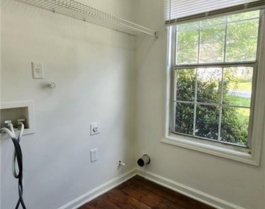 3049 Winding Grove Drive - Photo Thumbnail 15