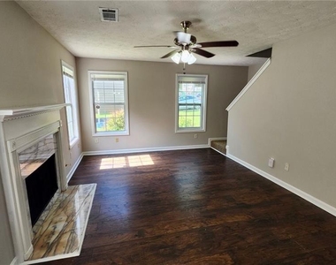 3049 Winding Grove Drive - Photo Thumbnail 5