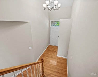 1058 E Danbury Drive - Photo Thumbnail 4