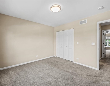 1058 E Danbury Drive - Photo Thumbnail 25