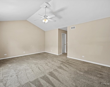 1058 E Danbury Drive - Photo Thumbnail 20