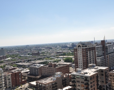 1464 S Michigan Avenue - Photo Thumbnail 12