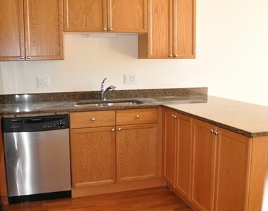 1464 S Michigan Avenue - Photo Thumbnail 2