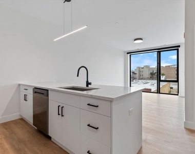 3140 N Clybourn Avenue - Photo Thumbnail 2