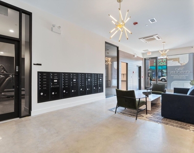 3140 N Clybourn Avenue - Photo Thumbnail 17