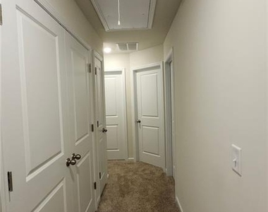 655 Mackenzie Cove - Photo Thumbnail 6