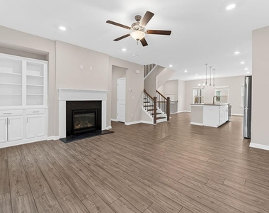 2247 Pink Hawthorn Dr - Photo Thumbnail 14