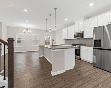 2247 Pink Hawthorn Dr - Photo Thumbnail 12
