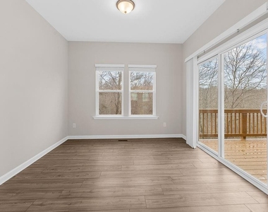 2247 Pink Hawthorn Dr - Photo Thumbnail 16