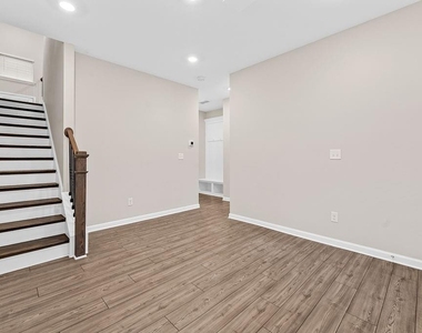2247 Pink Hawthorn Dr - Photo Thumbnail 37