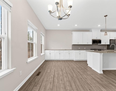 2247 Pink Hawthorn Dr - Photo Thumbnail 8