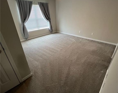 821 Tulip Poplar Way - Photo Thumbnail 16