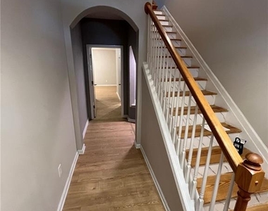 821 Tulip Poplar Way - Photo Thumbnail 1
