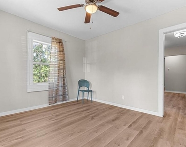 2164 Monroe Avenue - Photo Thumbnail 5