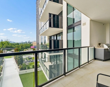2425 Peachtree Road Ne - Photo Thumbnail 12
