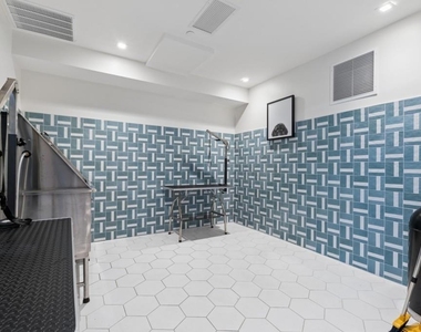 2425 Peachtree Road Ne - Photo Thumbnail 38